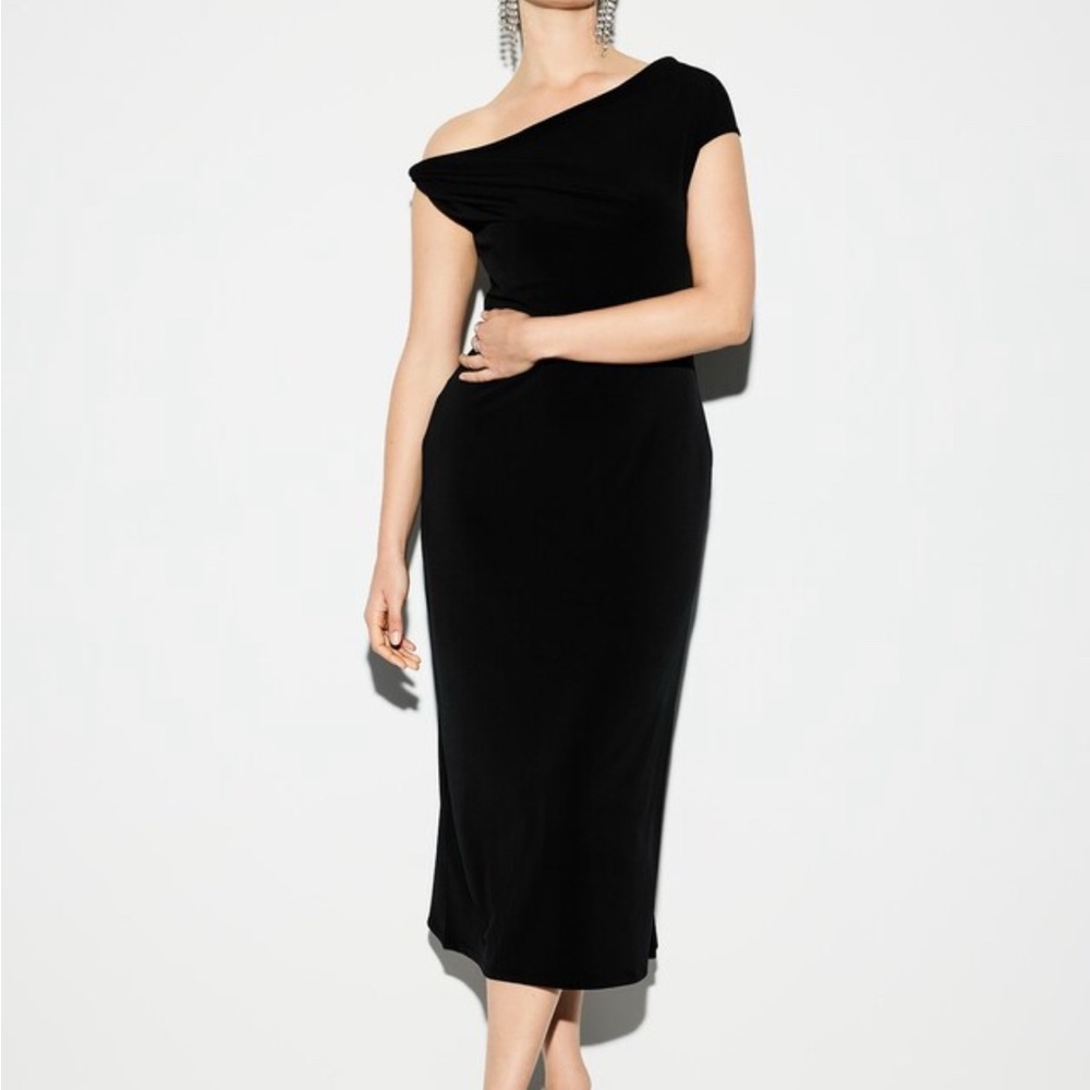 Old Navy Elegant Black One-Shoulder Dress